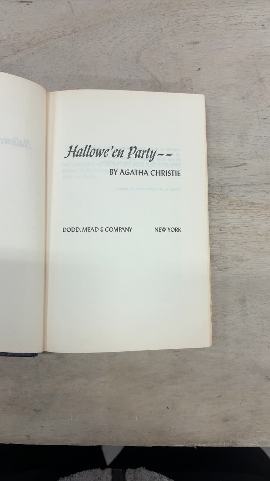 Hallowe'en Party by Agatha Christie - title page