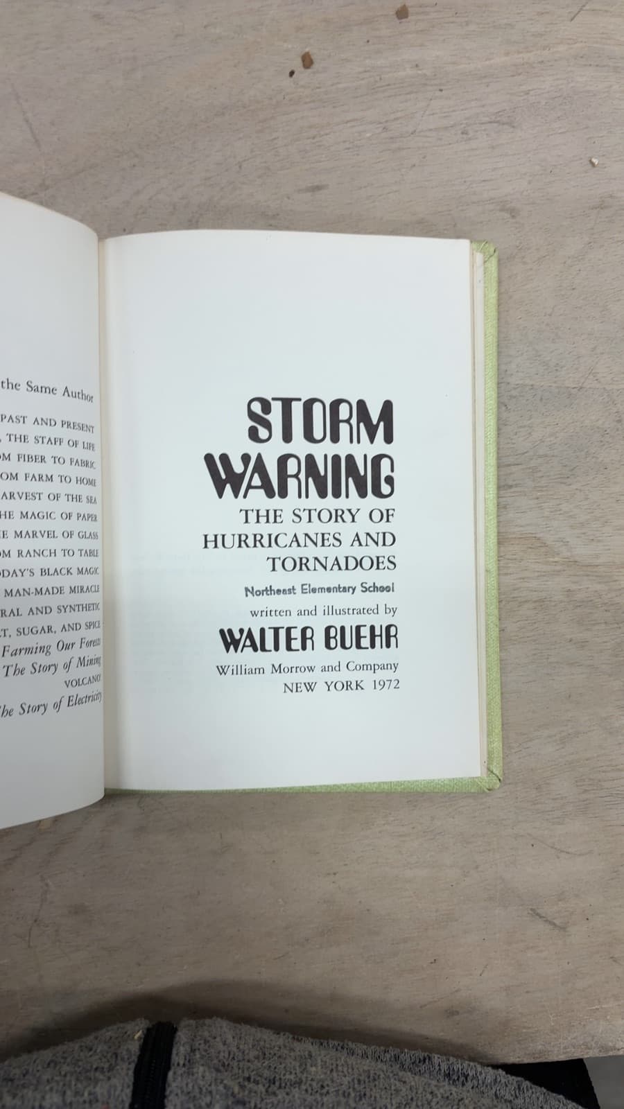 Storm Warning: The Story of Hurricanes and Tornadoes by Walter Buehr - title page