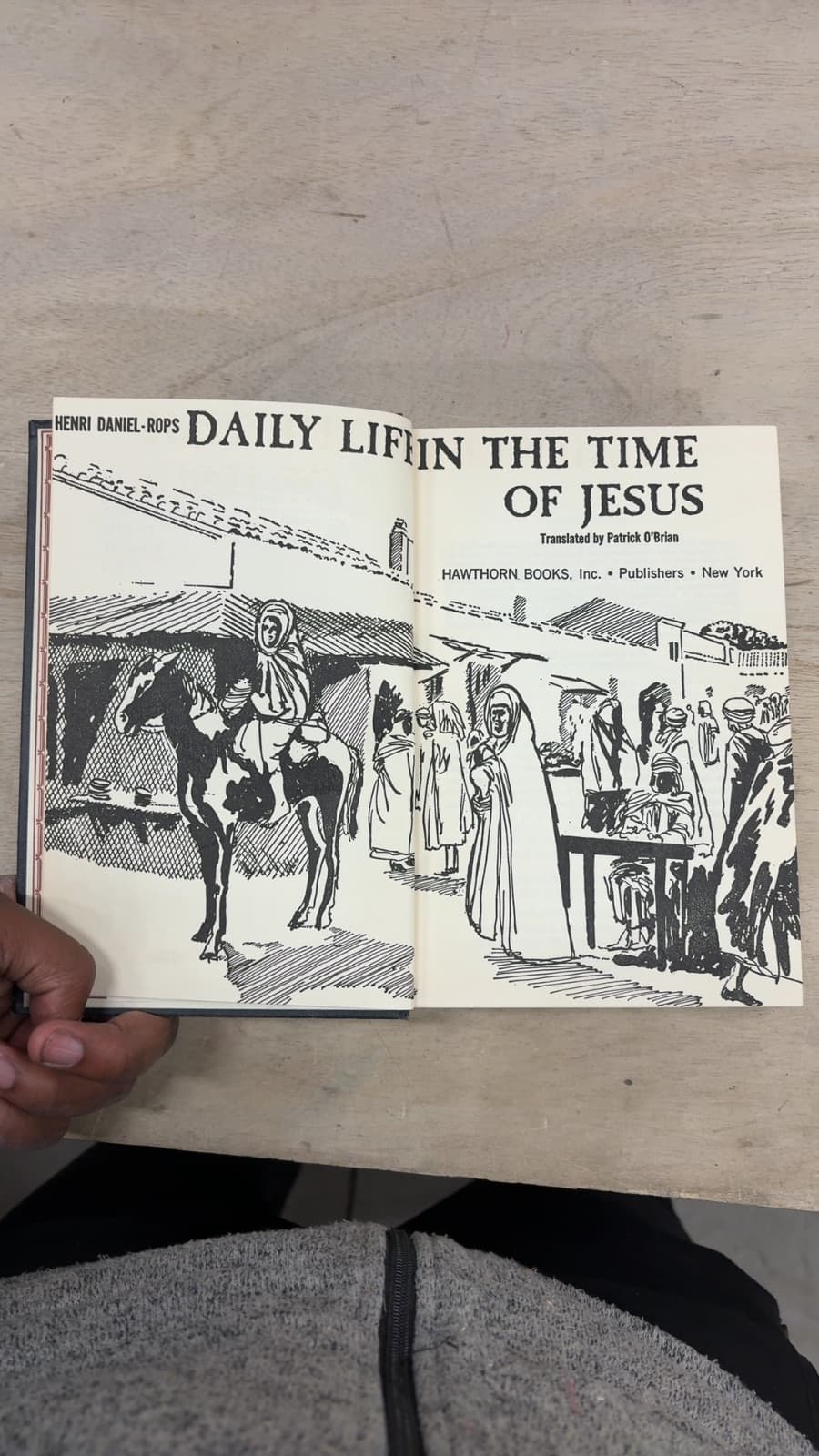 Daily Life in the Time of Jesus by Henri Daniel-Rops - title page