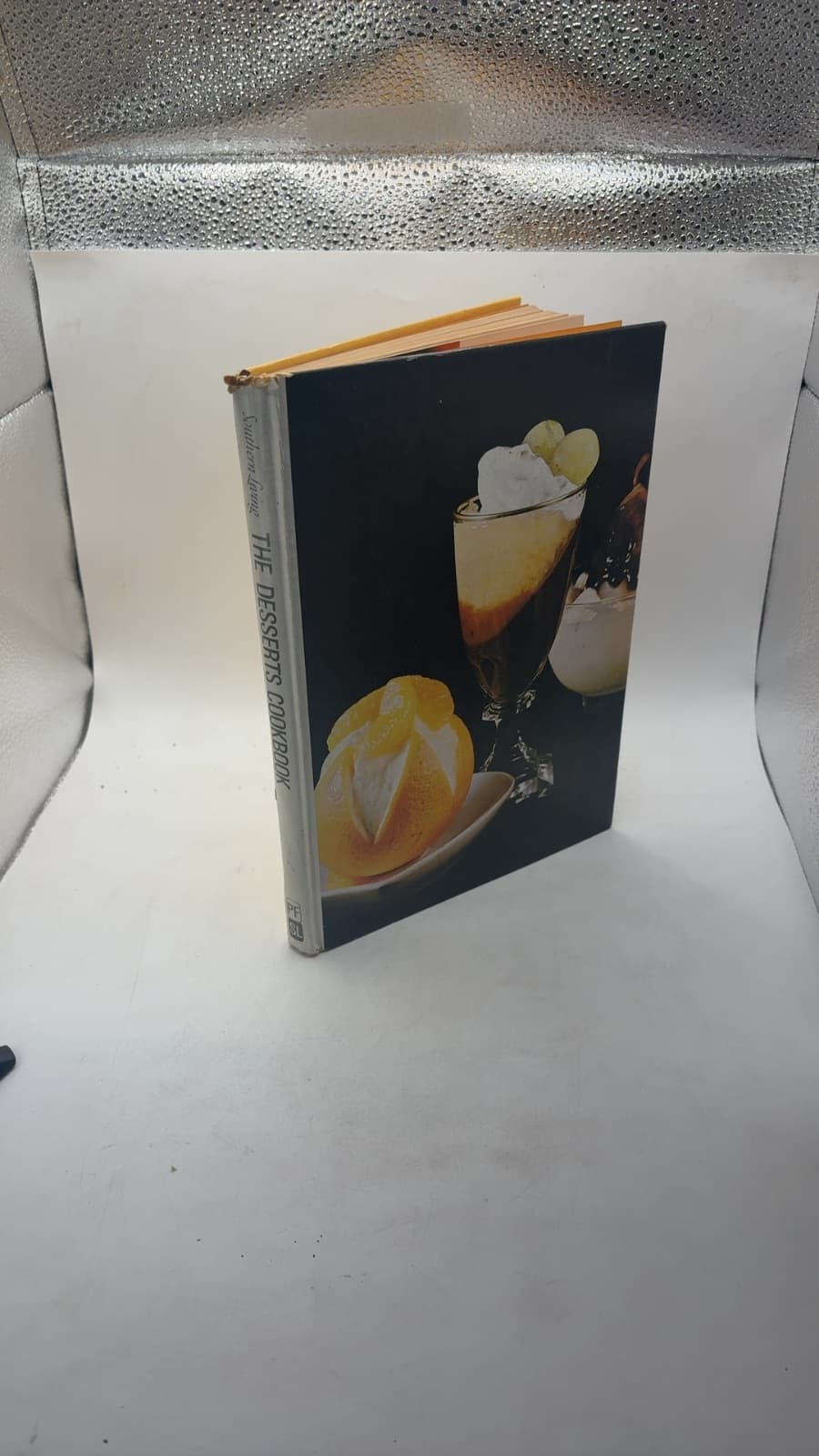 The Desserts Cookbook - front cover