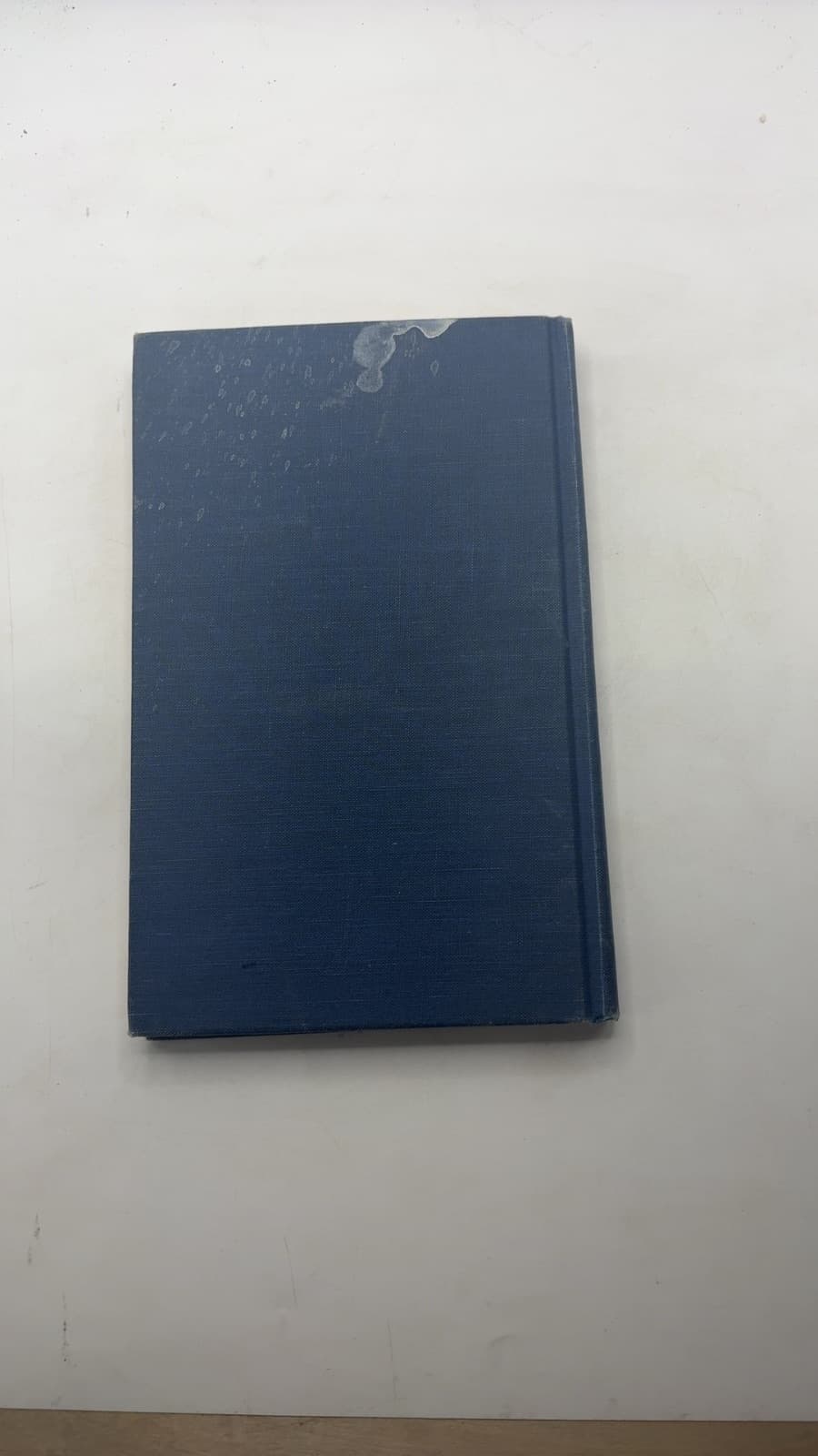Guidelines For Collecting China Buttons by Ruth Lamm, Beatrice and Lester Lorah, Helen W. Schuler, Lillian Smith Albert, Jane Ford Adams - additional view