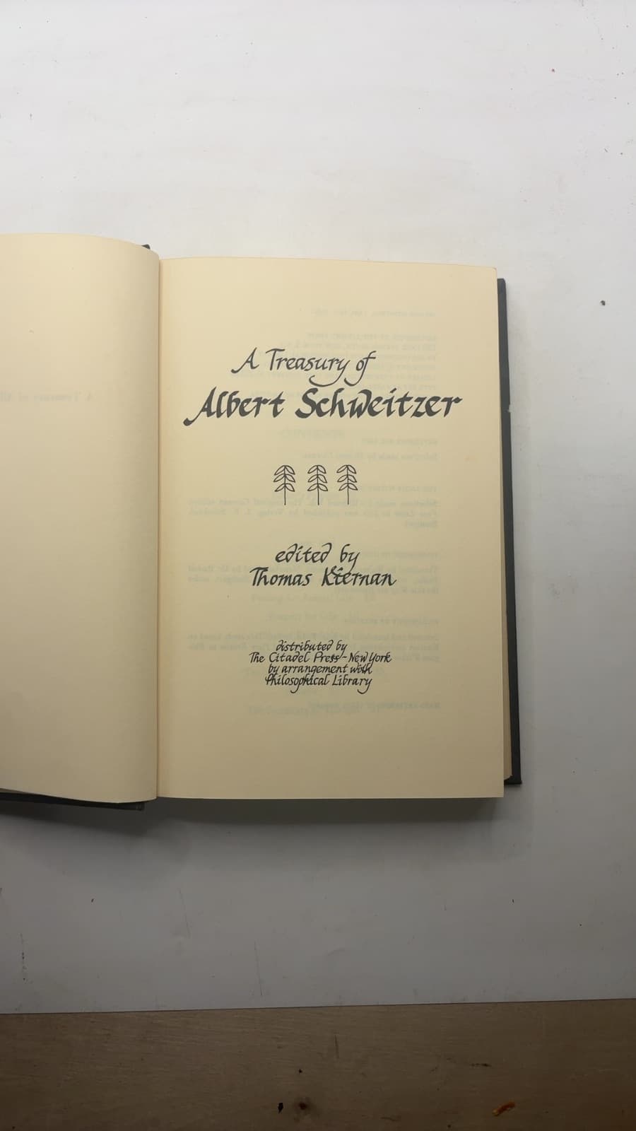 A Treasury of Albert Schweitzer by edited by Thomas Kiernan - title page