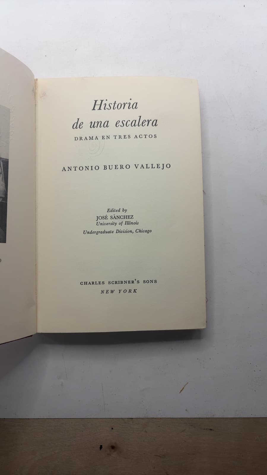 Historia de una escalera by Antonio Buero Vallejo - title page