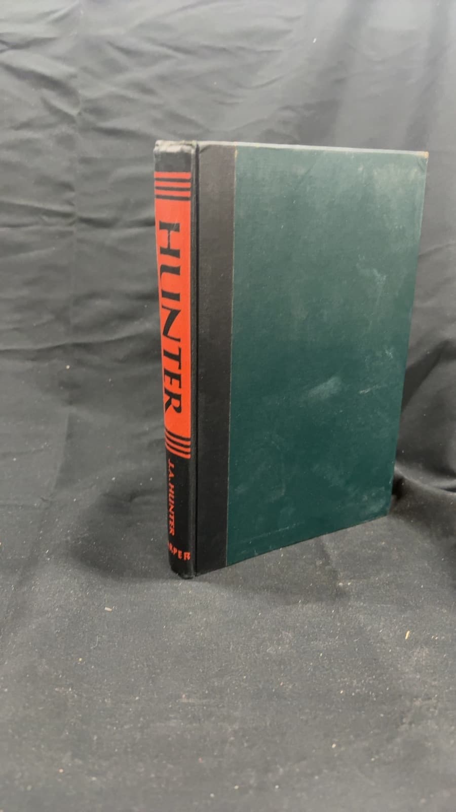 Hunter by J. A. Hunter - front cover