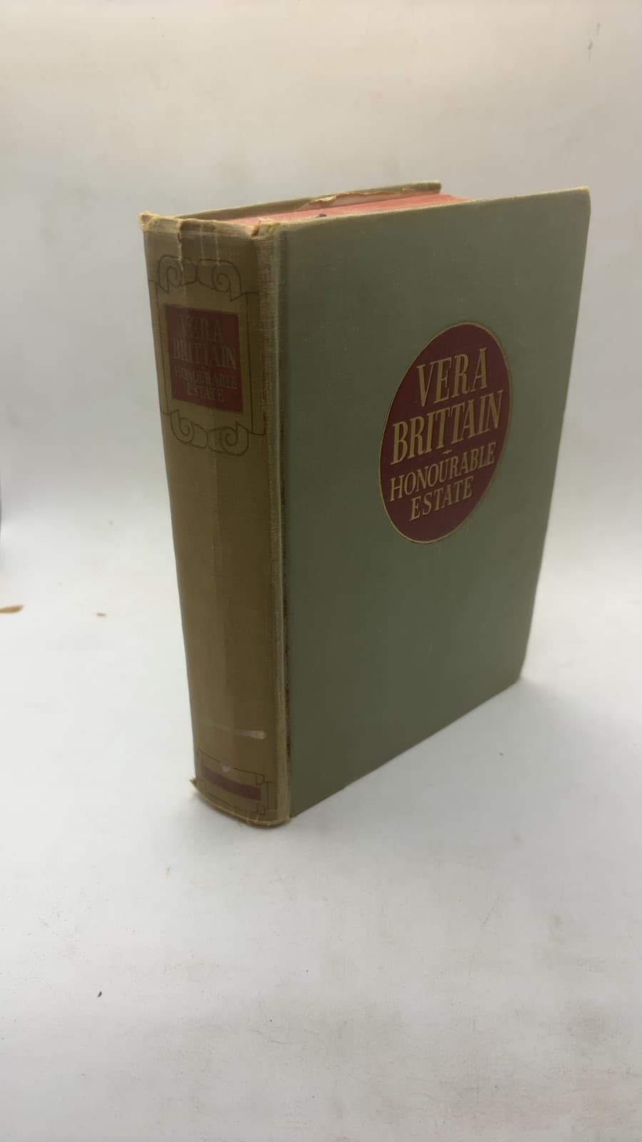 Honourable Estate: A Novel of Transition by Vera Brittain - front cover