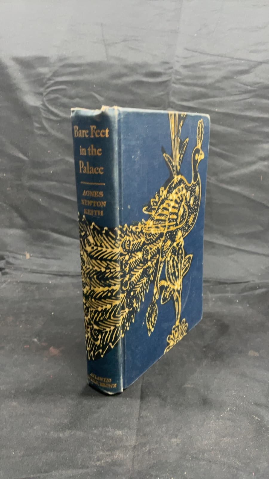 Bare Feet in the Palace by Agnes Newton Keith - front cover