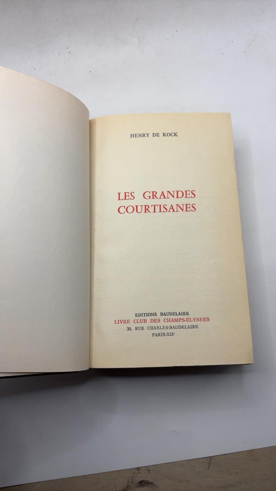 Les Grandes Courtisanes by Henry de Kock - title page