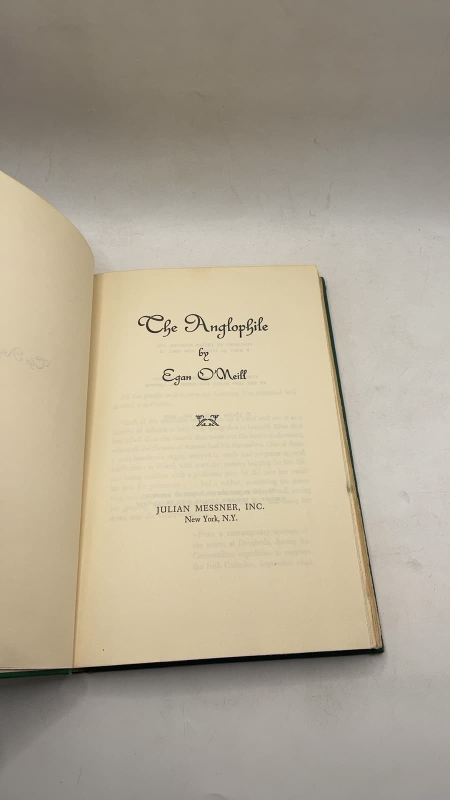 The Anglophile by Egan O'Neill - title page
