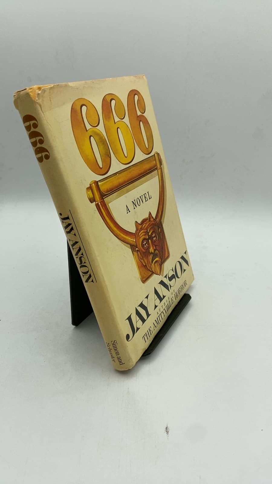 666 by Jay Anson - front cover