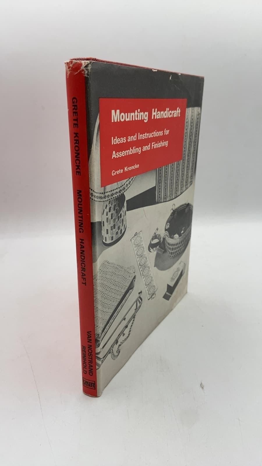 Mounting Handicraft by Grete Kroncke - front cover