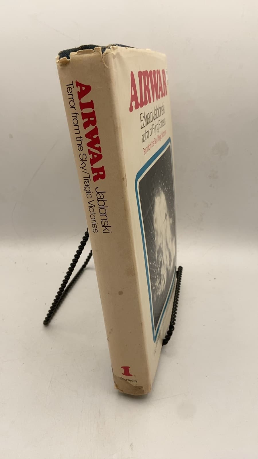 Airwar by Edward Jablonski - front cover