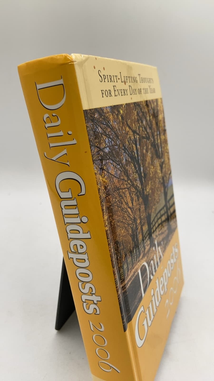 Daily Guideposts 2006 - front cover