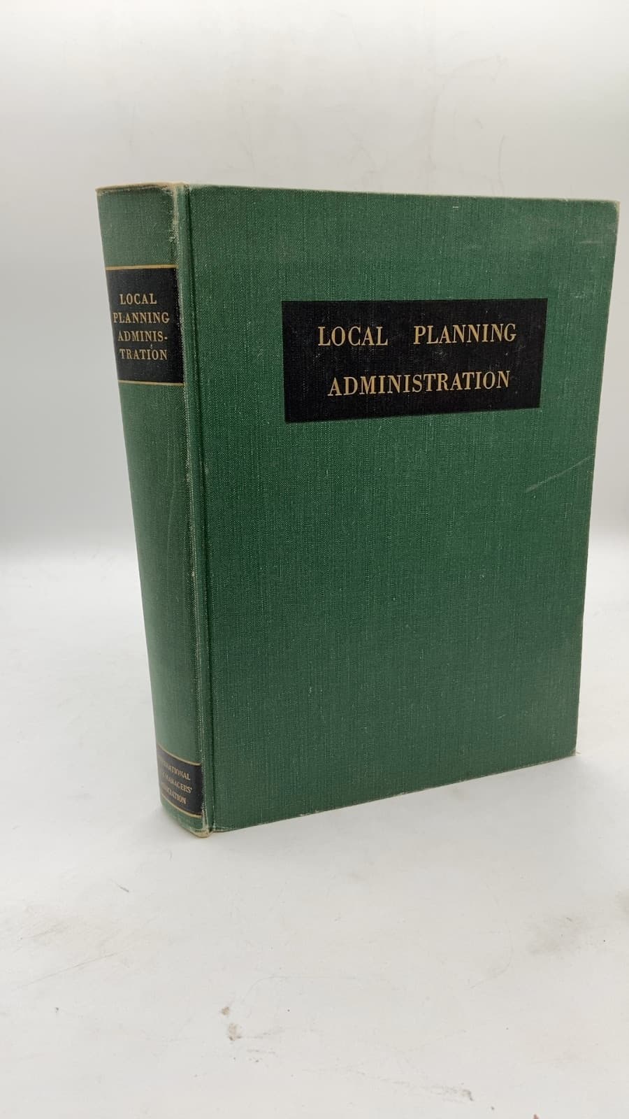 Local Planning Administration by Mary McLean - front cover