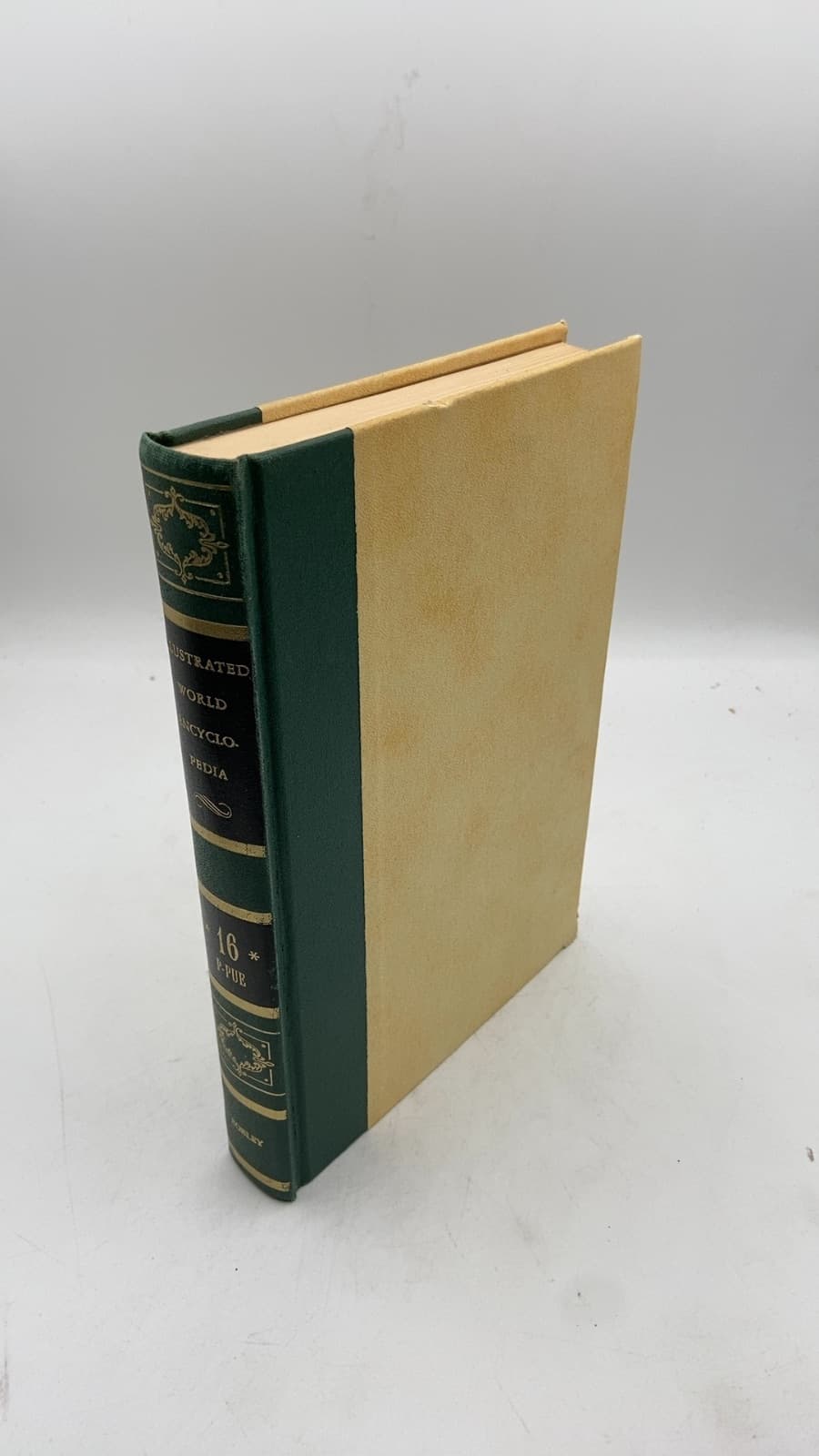 Illustrated World Encyclopedia - front cover