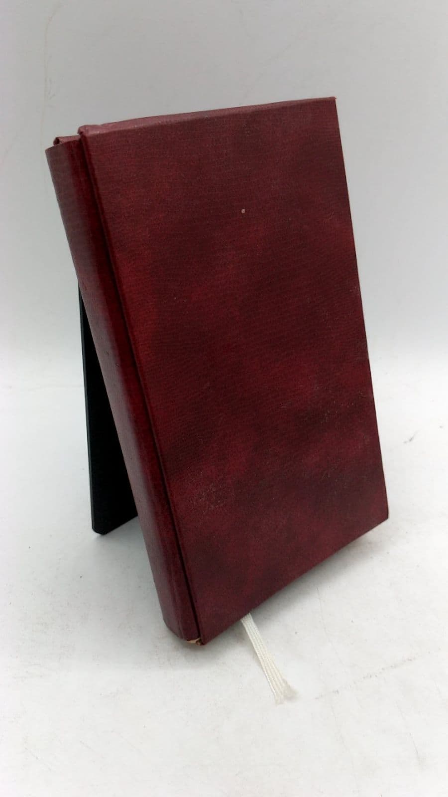 THE Blue OF Capricorn by Eugene Burdick - front cover
