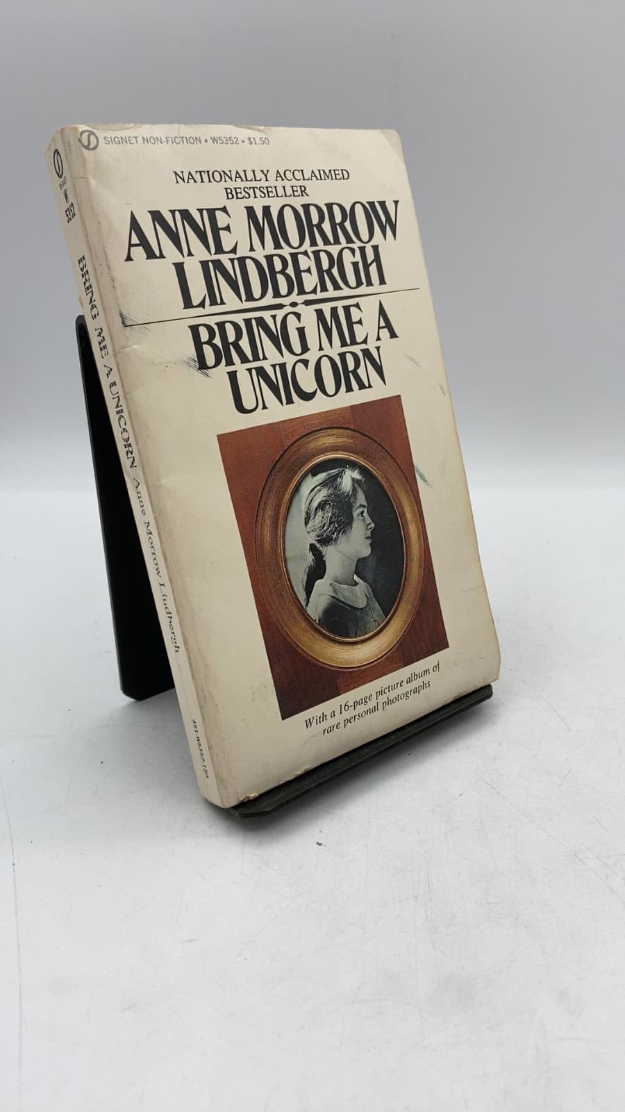 Bring Me a Unicorn by Anne Morrow Lindbergh - front cover