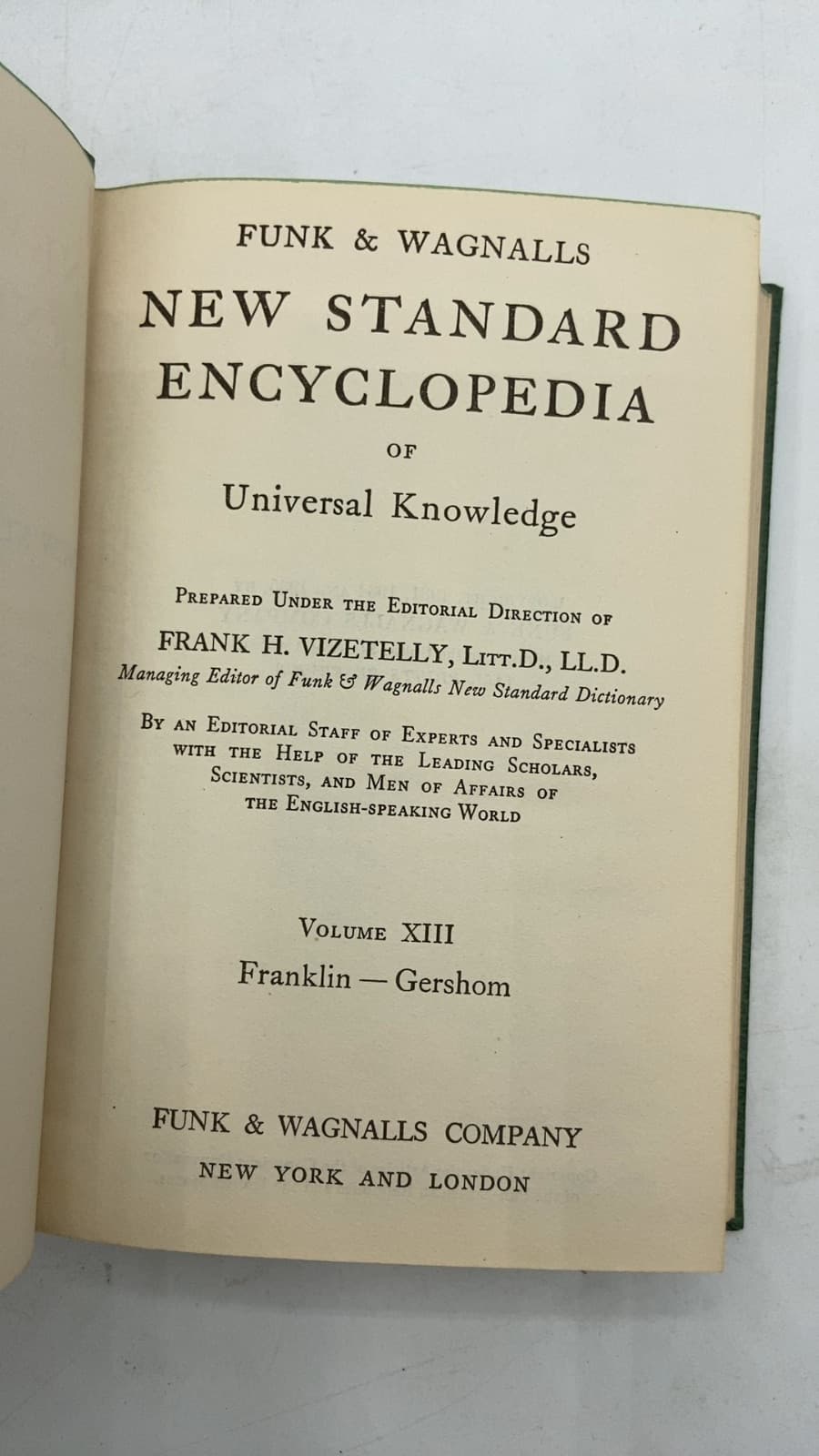 Funk & Wagnalls New Standard Encyclopedia of Universal Knowledge - title page
