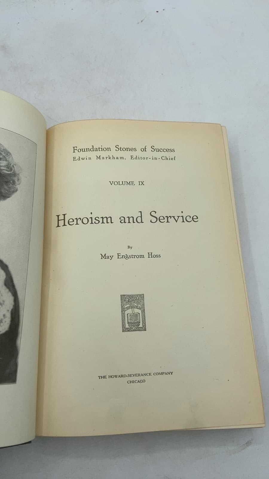 Heroism and Service by May Engstrom Hoss - title page
