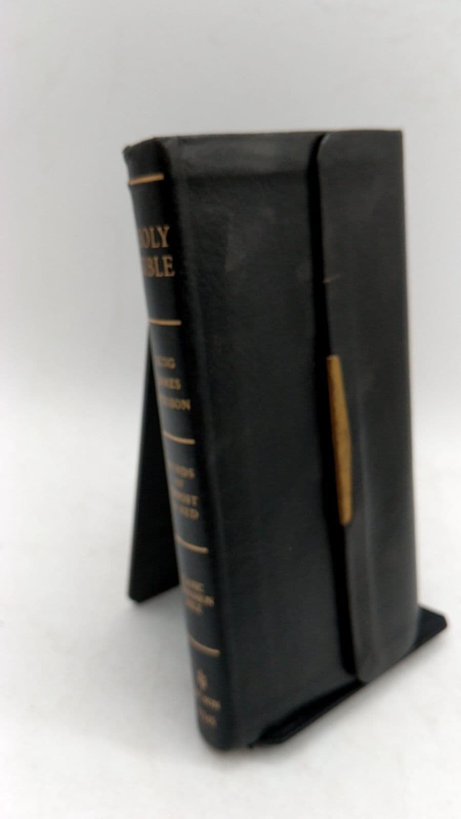 Holy Bible: Authorized King James Version - front cover