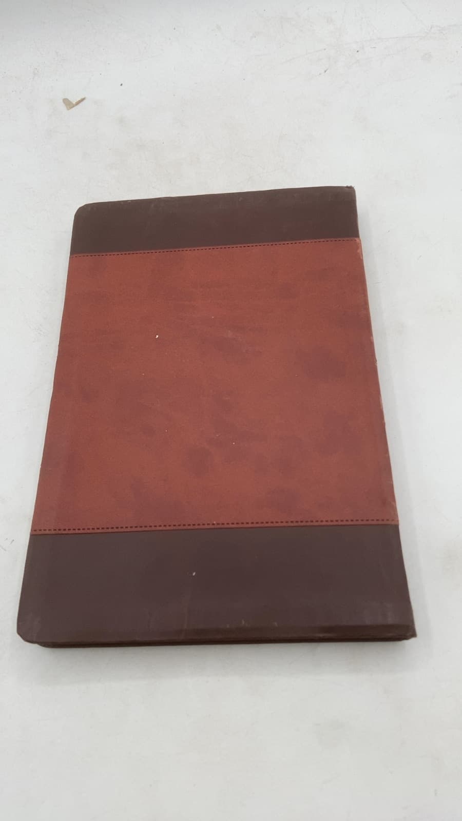 The Love & Respect Experience: A Husband-Friendly Devotional That Wives Truly Love by Dr. Emerson Eggerichs - additional view