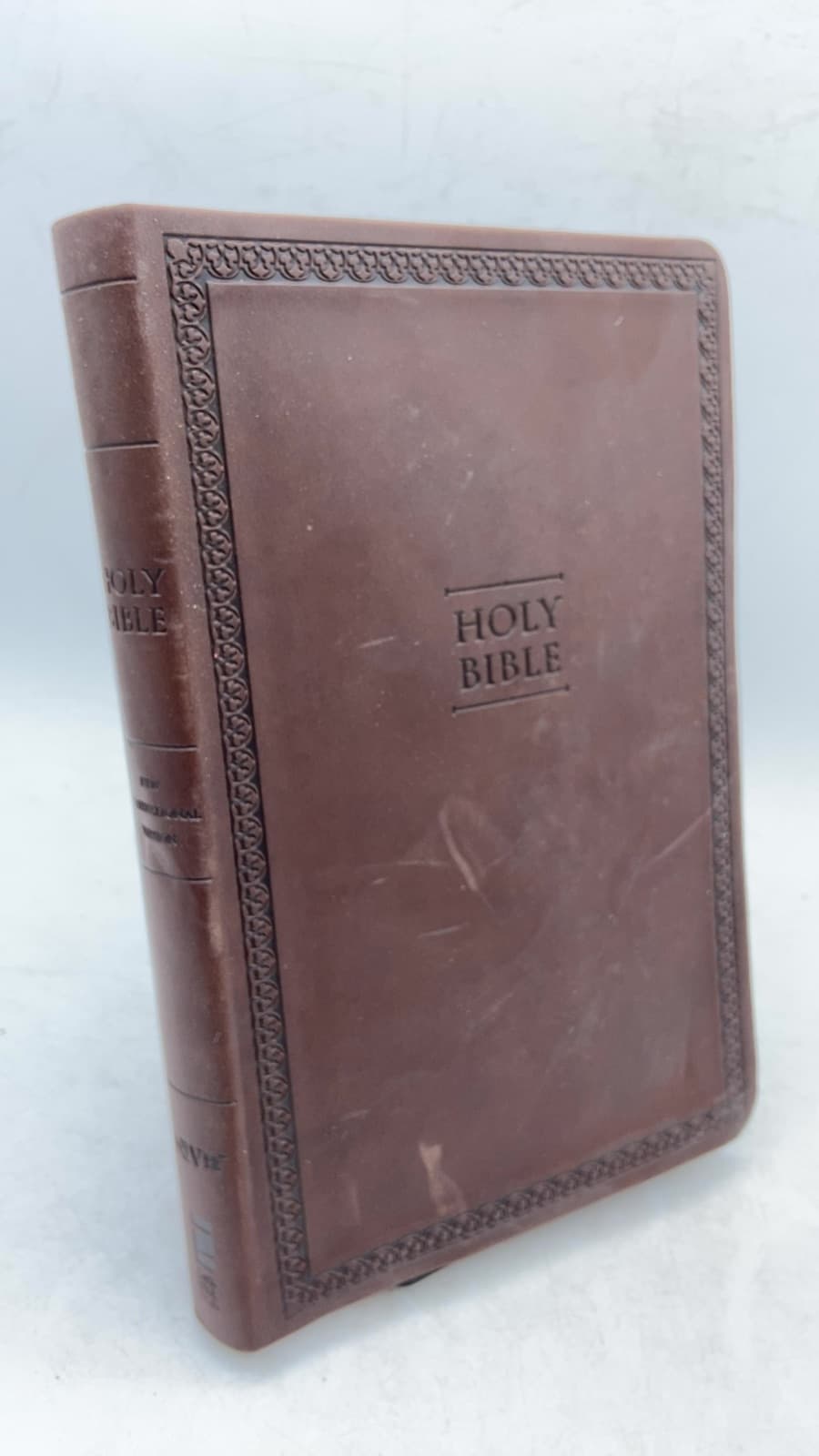 Holy Bible: New International Version (NIV Thinline Bible) - front cover
