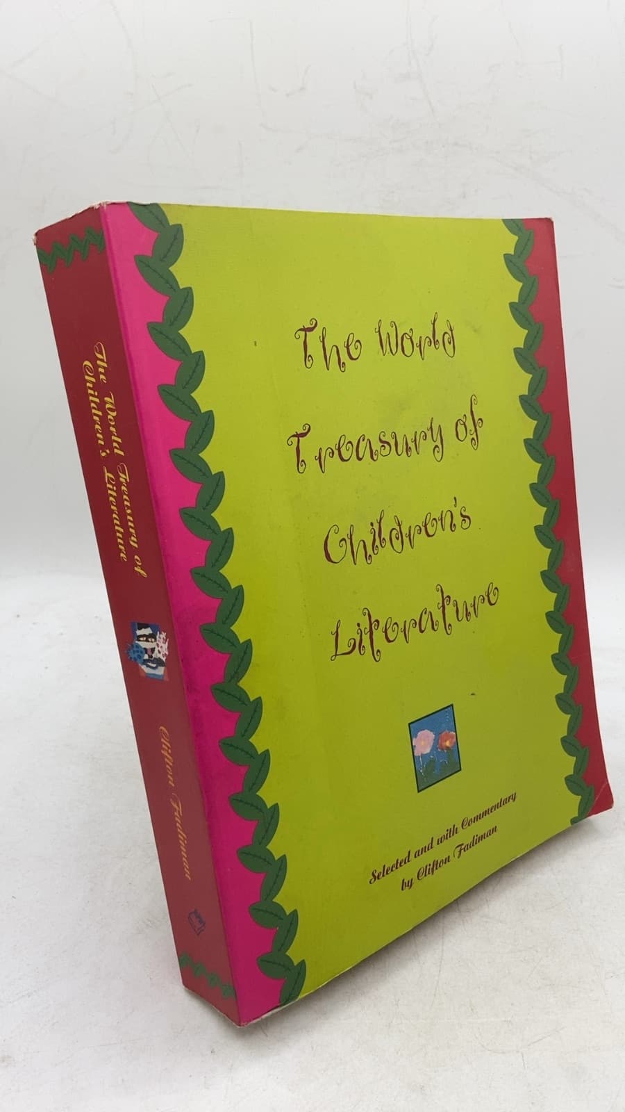 The World Treasury of Children's Literature by Clifton Fadiman - front cover
