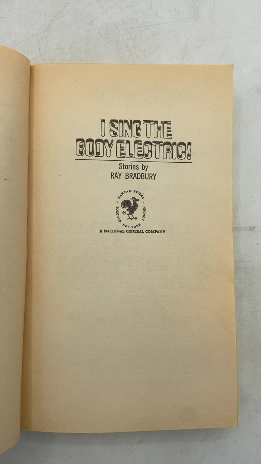 I Sing the Body Electric! by Ray Bradbury - title page