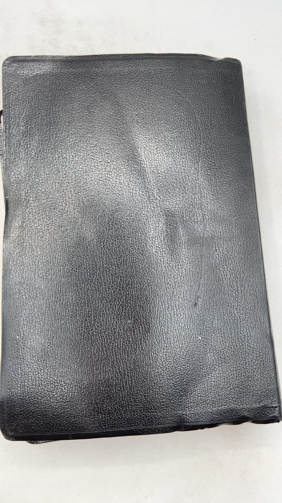Holy Bible: The Old and New Testaments, Authorized King James Version, Super Giant Print Edition - additional view