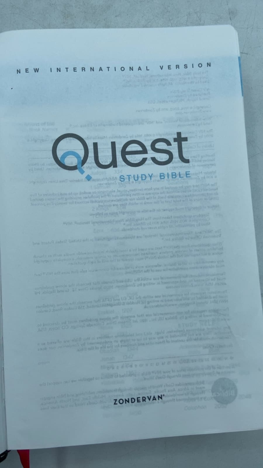 Quest Study Bible: New International Version - title page