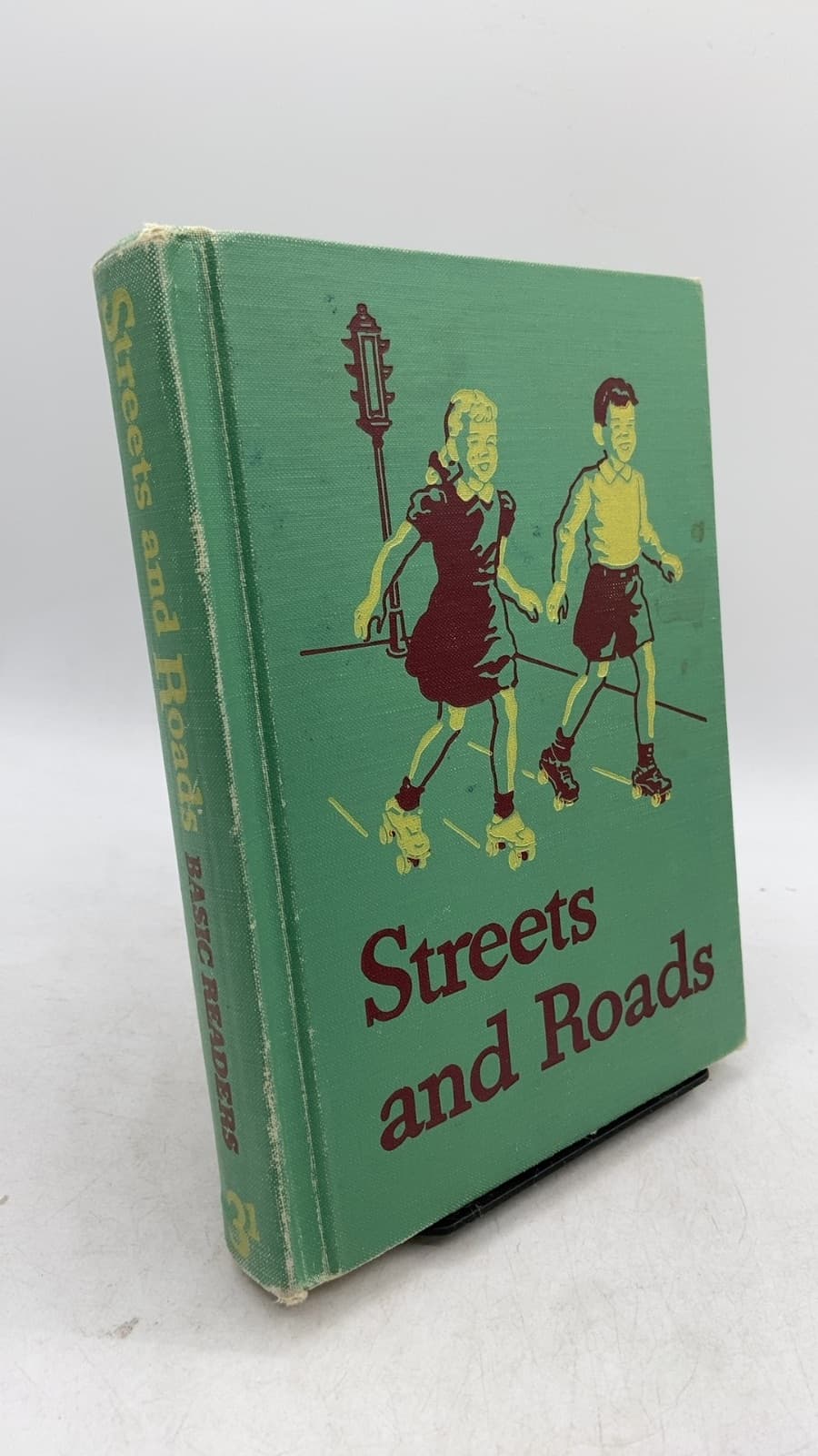 Streets and Roads by William S. Gray and May Hill Arbuthnot - front cover