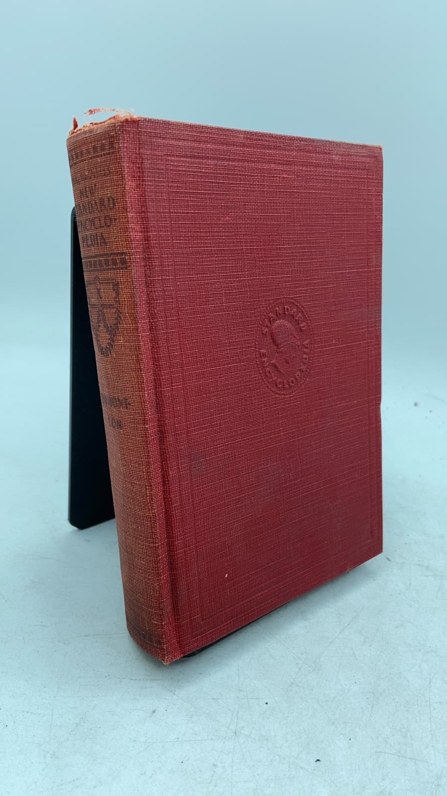 Funk & Wagnalls New Standard Encyclopedia of Universal Knowledge, Volume X: Dumont—Eon by Frank H. Vizetelly - front cover