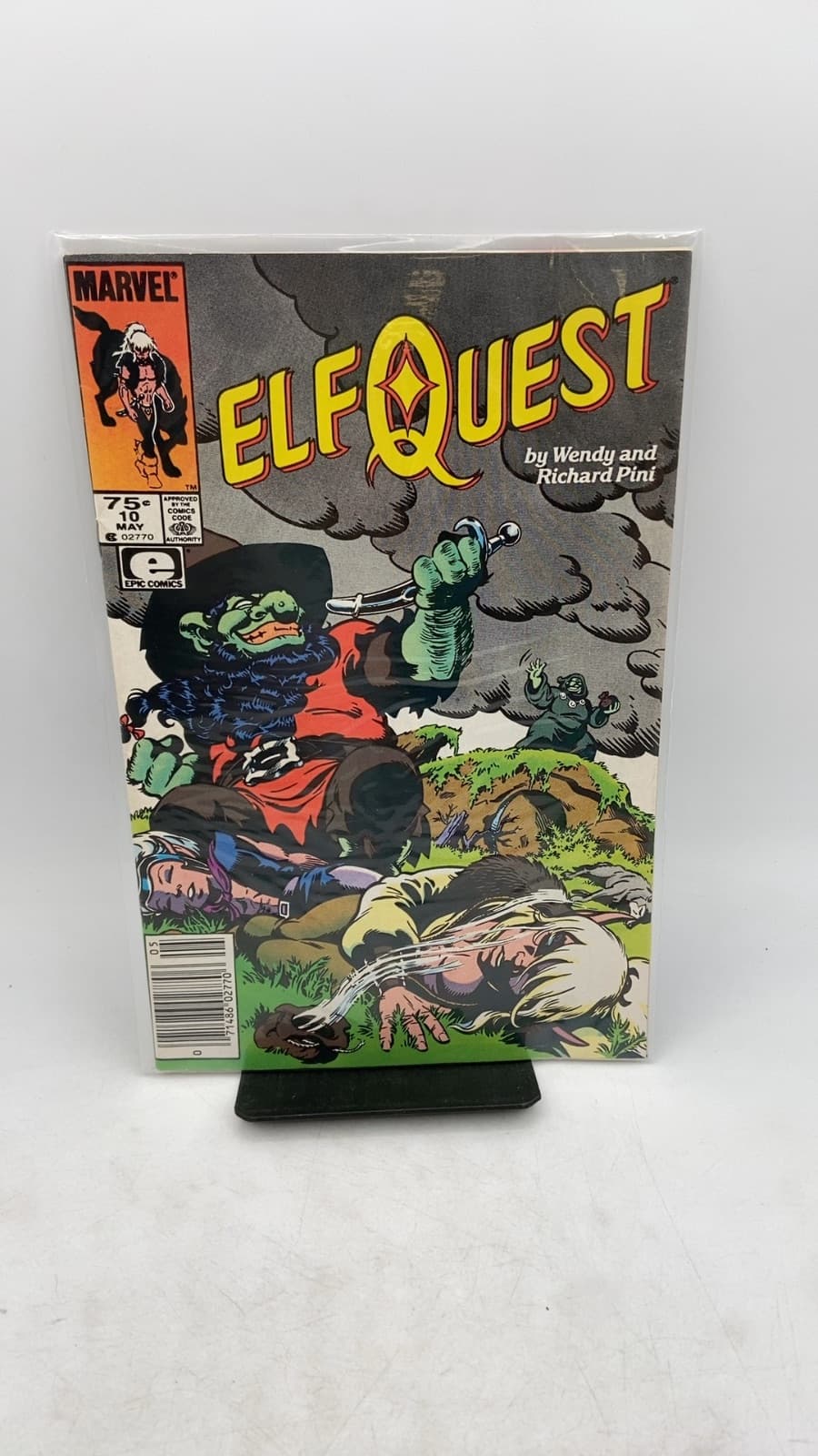 Elfquest #10 by Wendy and Richard Pini - front cover