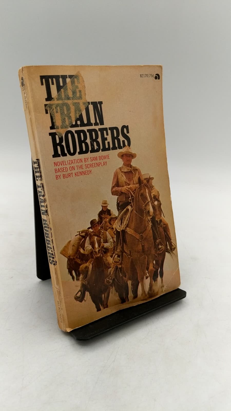THE Train Robbers by SAM Bowie - front cover
