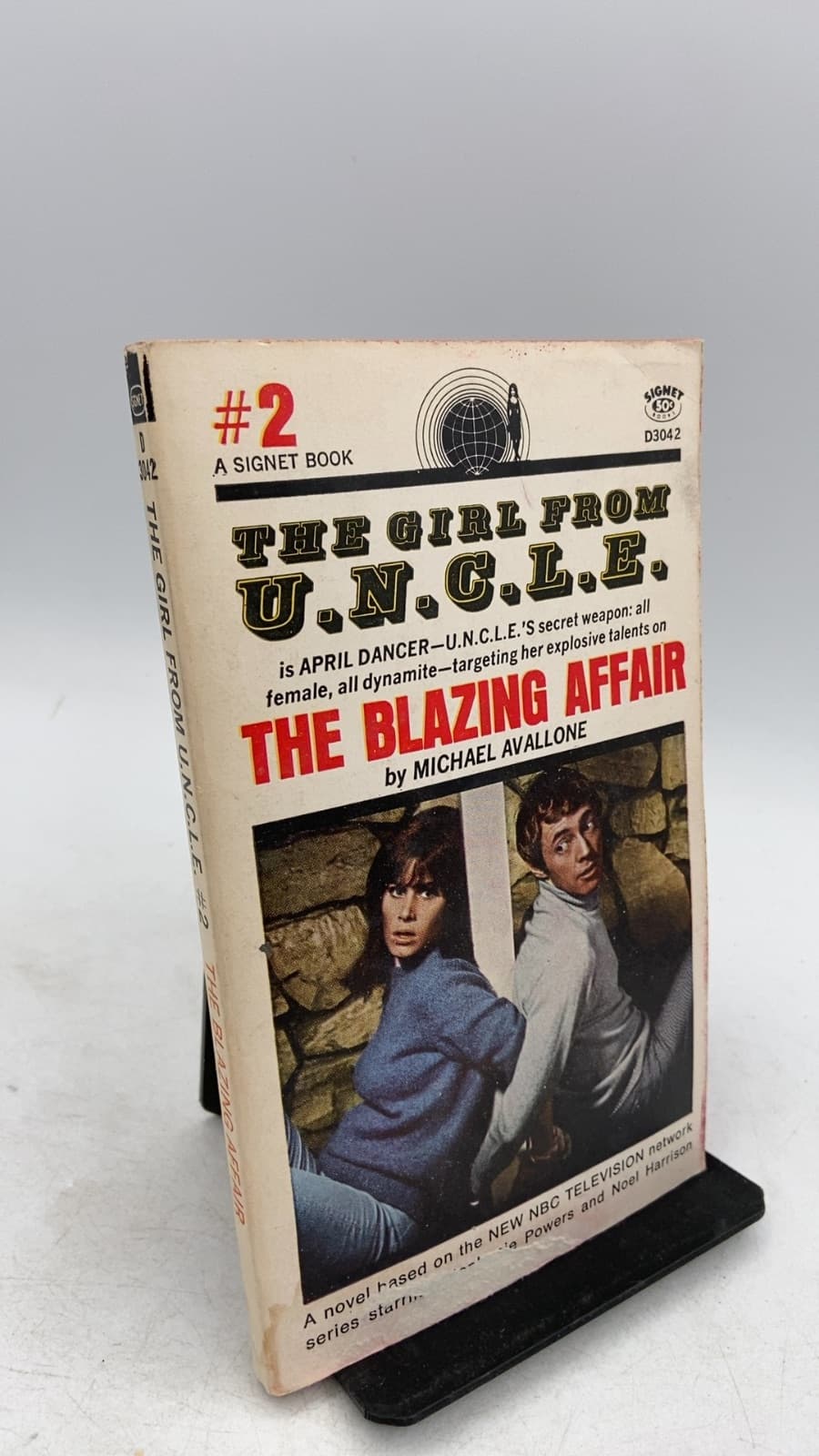The Girl from U.N.C.L.E. The Blazing Affair by Michael Avallone - front cover