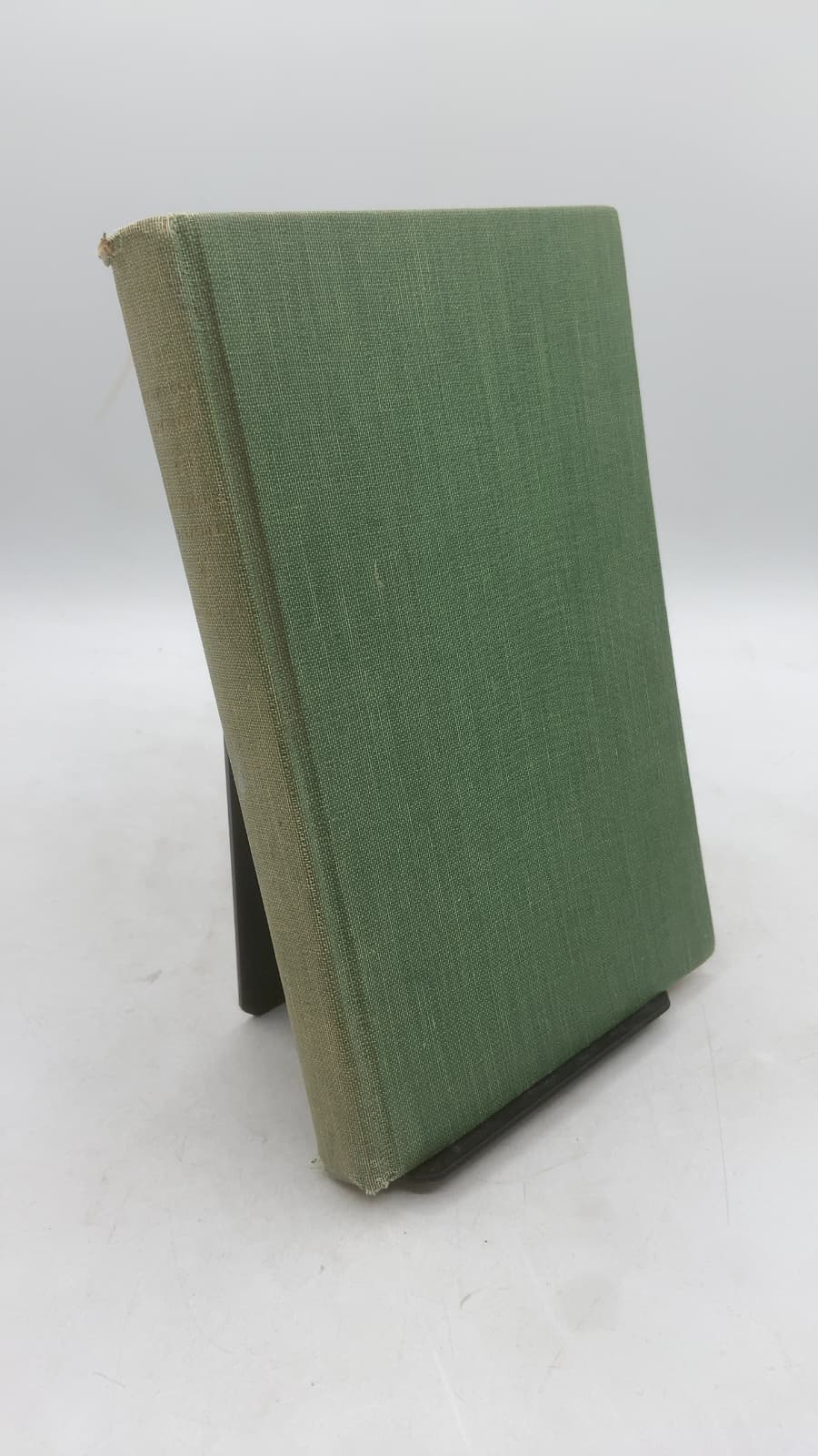 Bookman's Pleasure: A Recreation for Booklovers by Holbrook Jackson - front cover