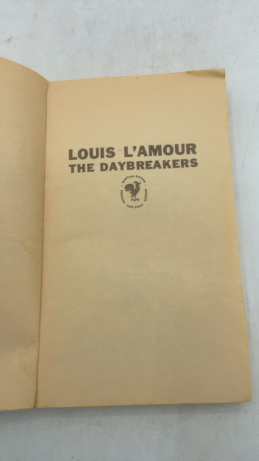 The Daybreakers by Louis L'Amour - title page