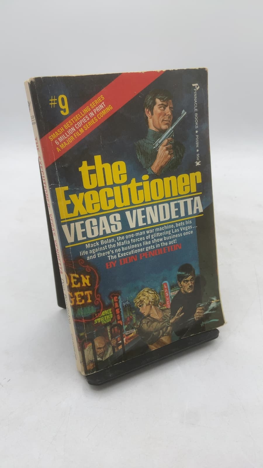The Executioner: Vegas Vendetta by Don Pendleton - front cover