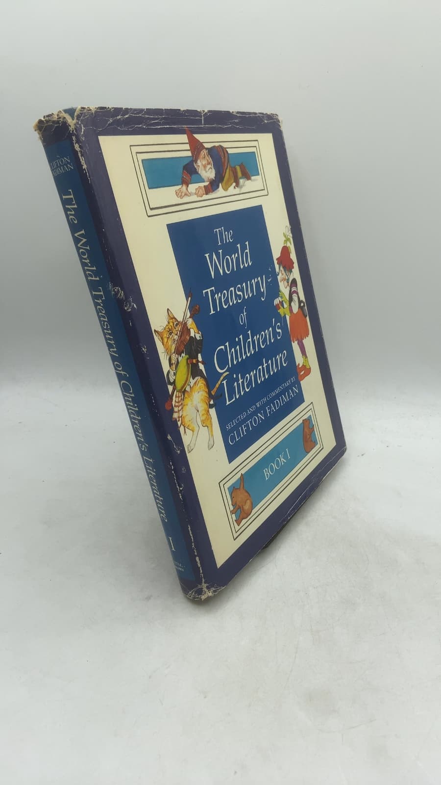 The World Treasury of Children's Literature, Book One by Clifton Fadiman - front cover