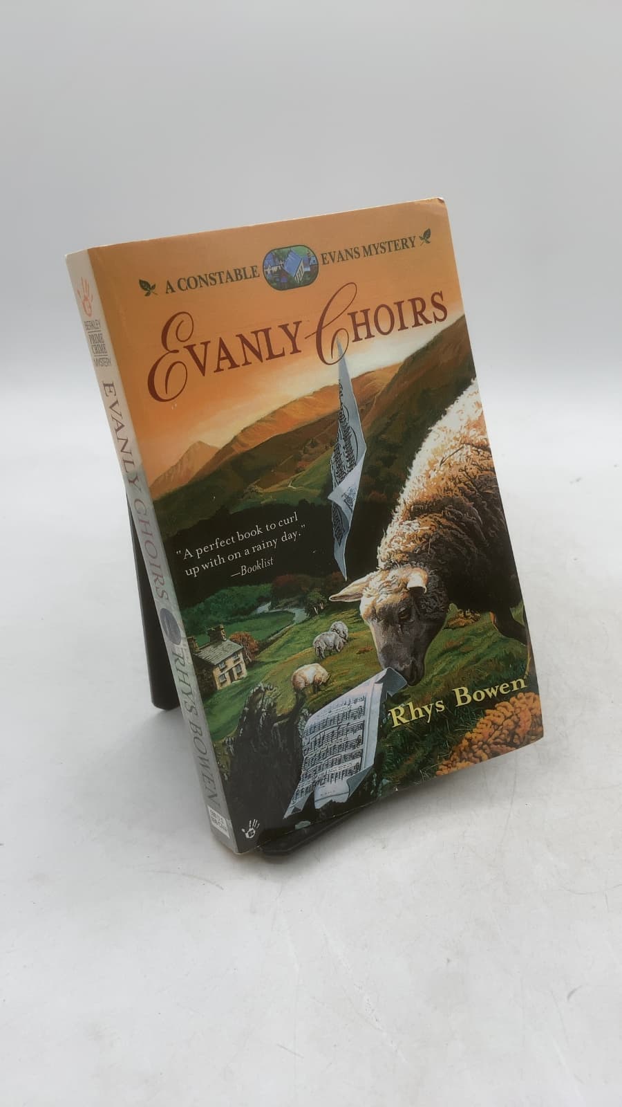 Evanly Choirs by Rhys Bowen - front cover