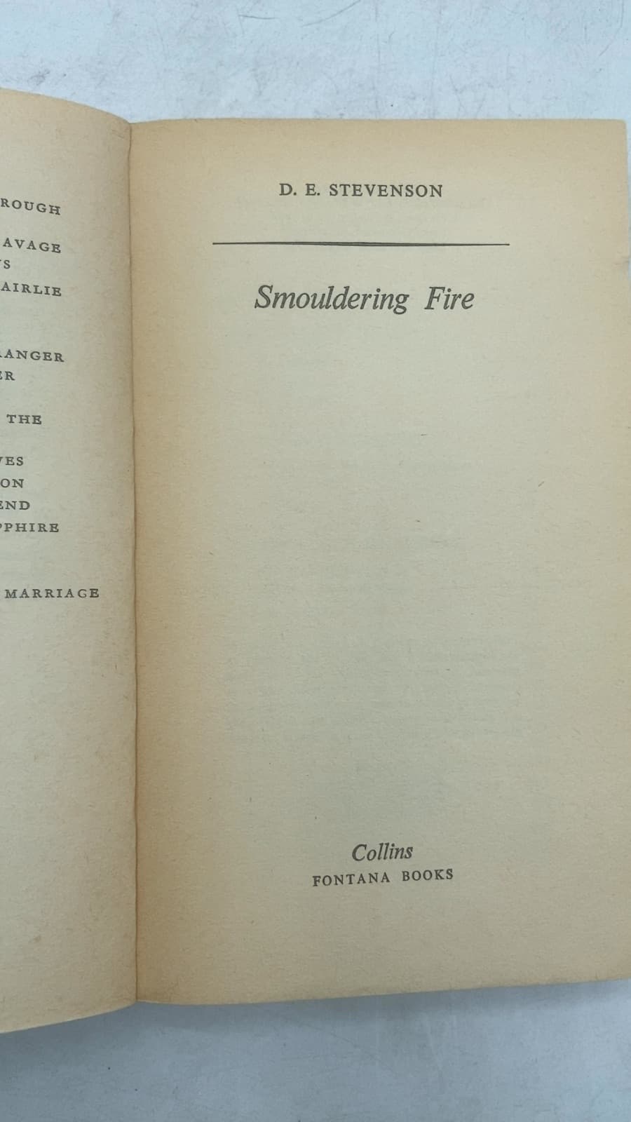Smouldering Fire by D. E. Stevenson - title page