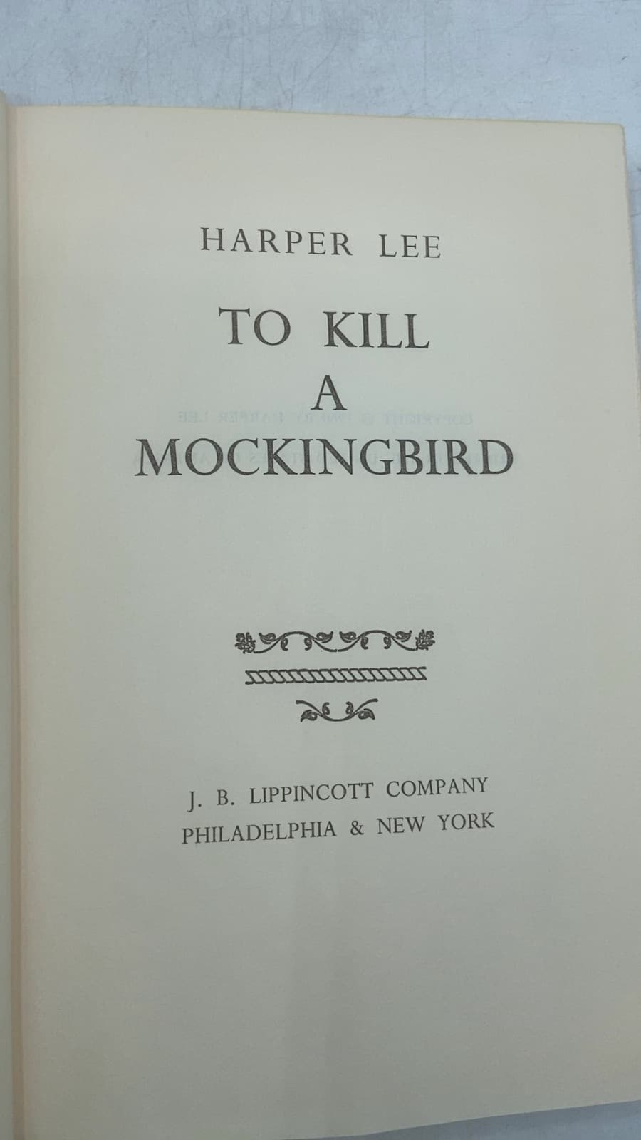 TO Kill A Mockingbird by Harper LEE - title page