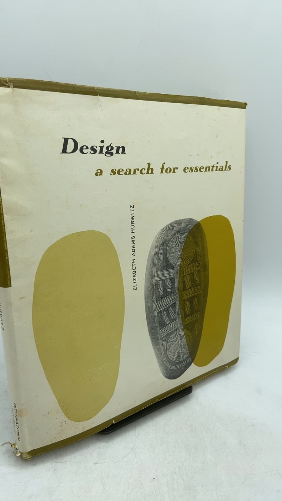 Design a search for essentials by Elizabeth Adams Hurwitz - front cover