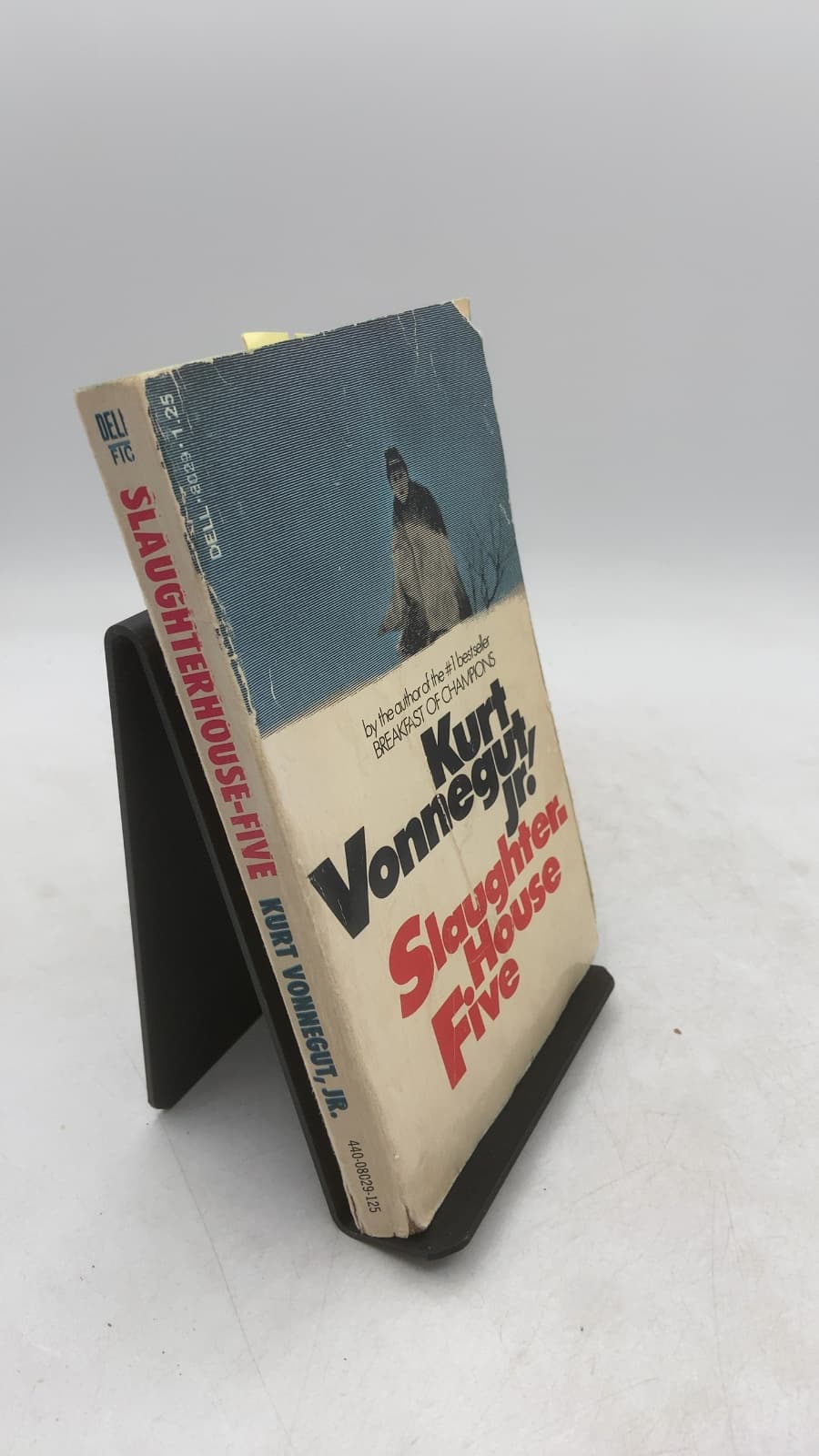 Slaughterhouse-Five or The Children's Crusade: A Duty-Dance with Death by Kurt Vonnegut, Jr. - front cover
