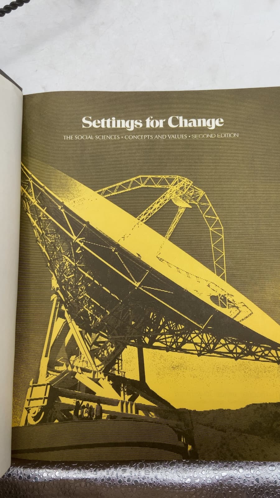 Settings for Change: The Social Sciences - Concepts and Values - title page