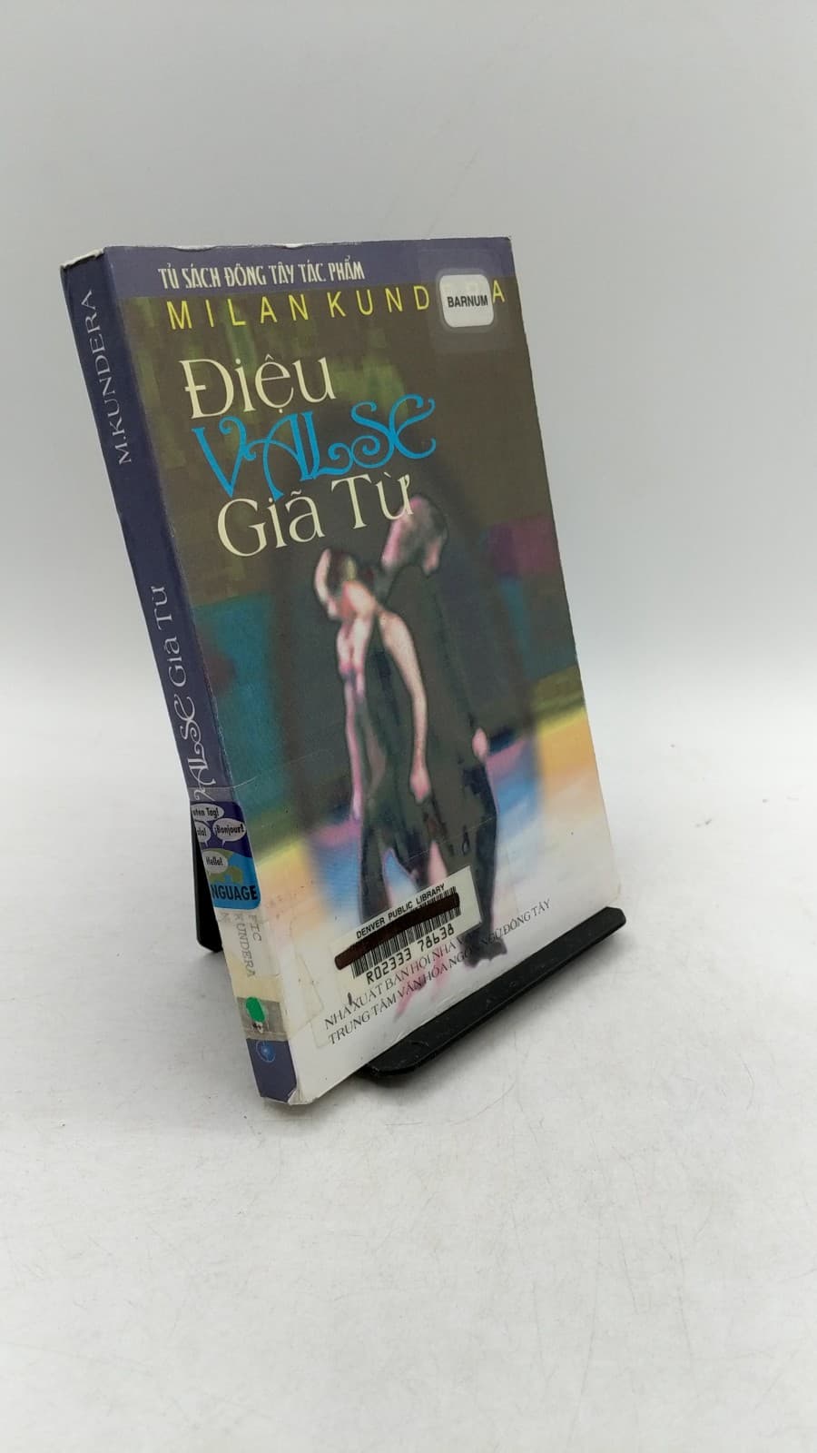 Điệu Valse Giã Từ by Milan Kundera - front cover