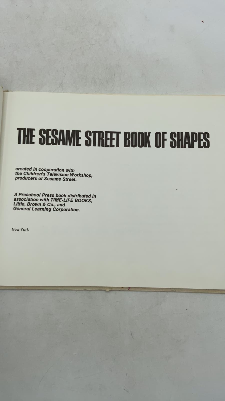 The Sesame Street Book of Shapes by Eleanor B. Feltser (Editor) - title page