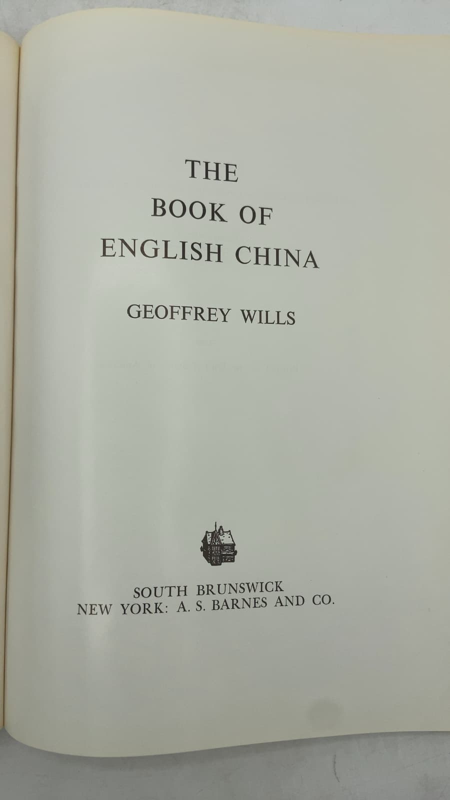 The Book of English China by Geoffrey Wills - title page