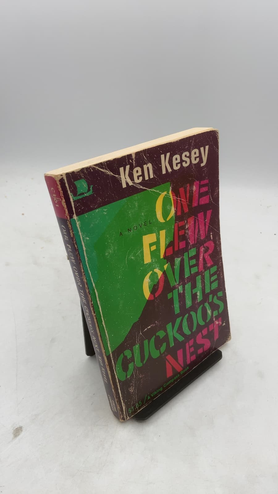 One Flew Over the Cuckoo's Nest by Ken Kesey - front cover
