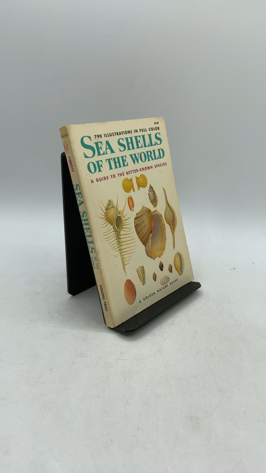 Sea Shells of the World: A Guide to the Better-Known Species by R. Tucker Abbott - front cover