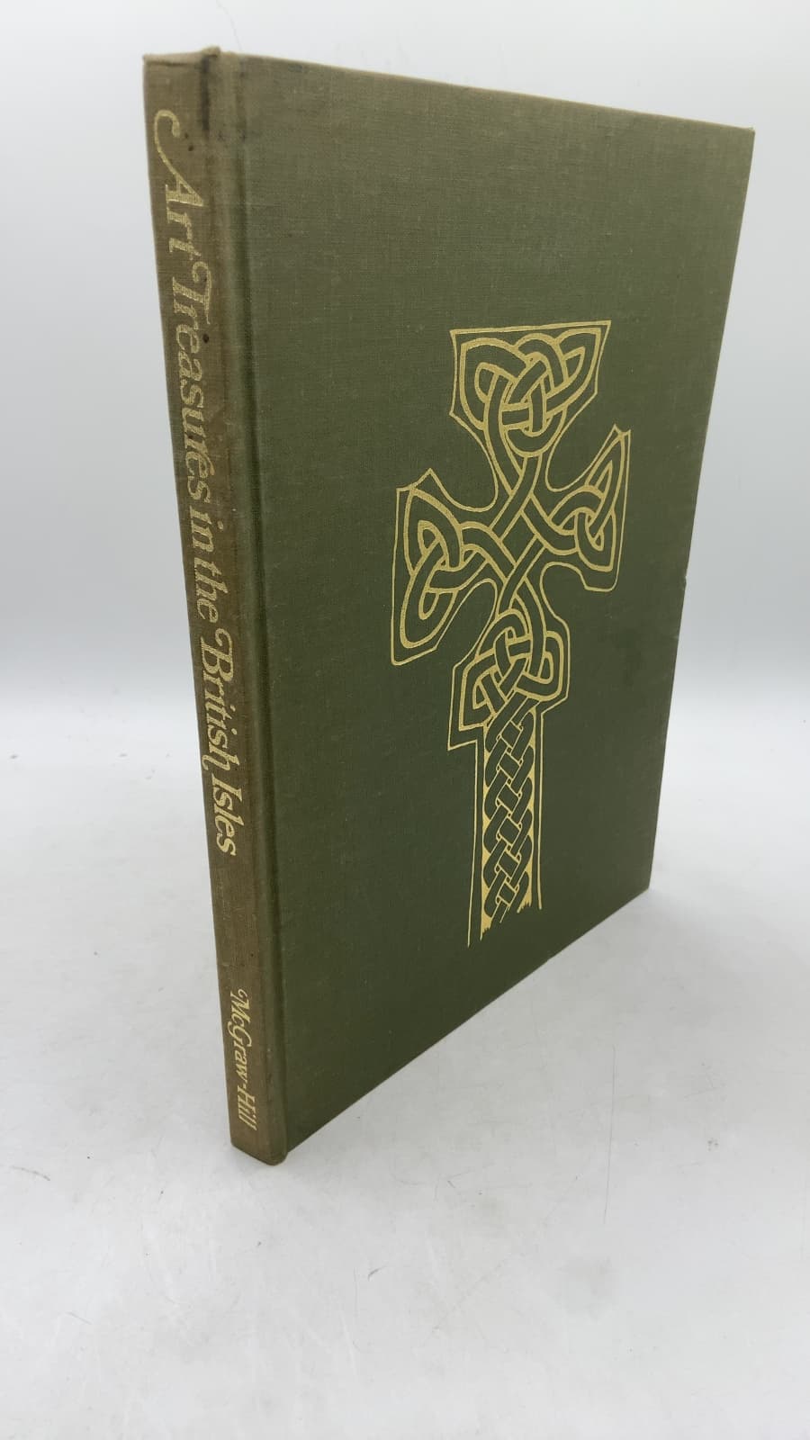 Art Treasures in the British Isles: Monuments, Masterpieces, Commissions and Collections by Bernard S. Myers and Trewin Copplestone (General Editors) - front cover